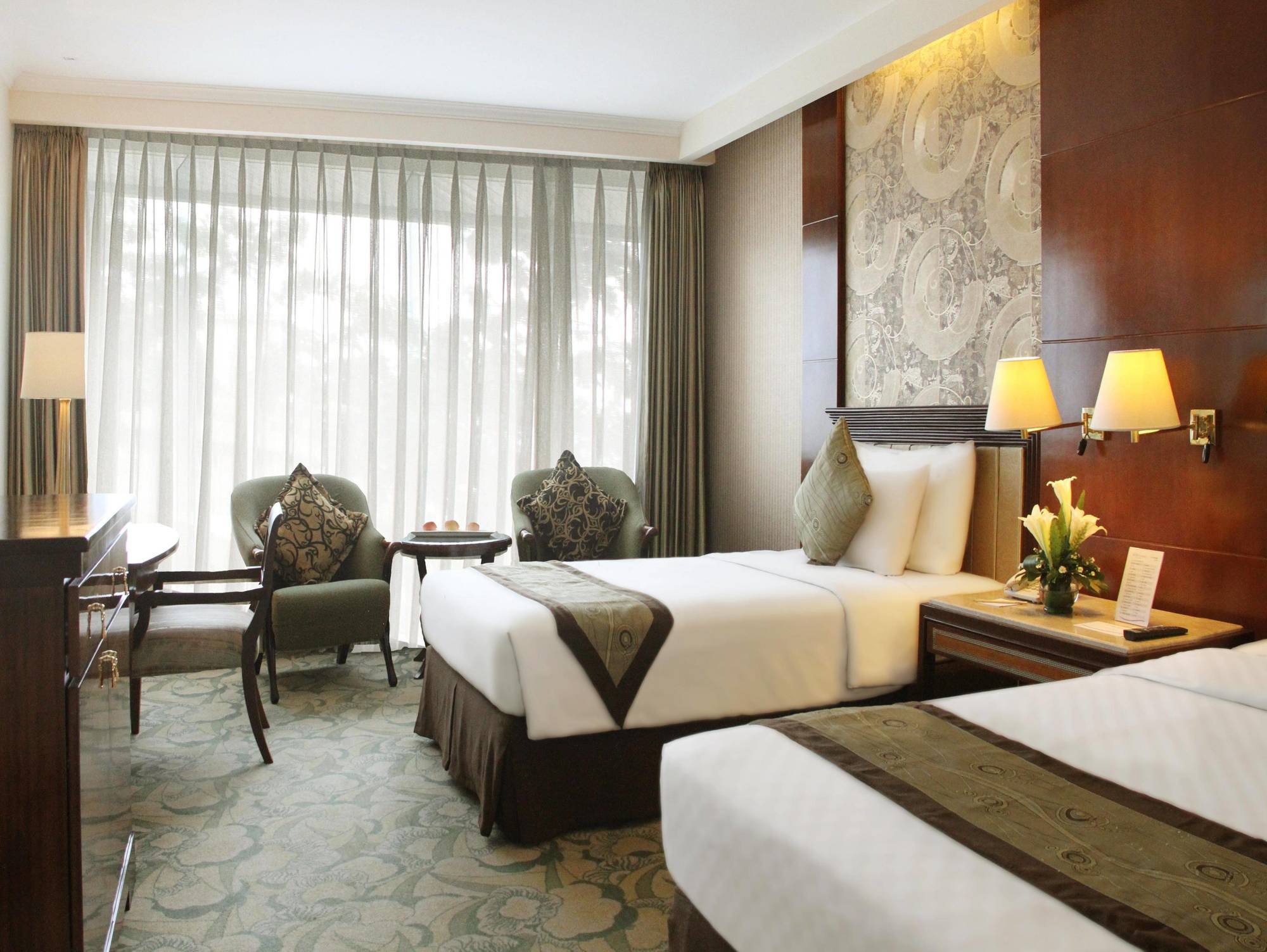 Aston Tropicana Hotel Бандунг Экстерьер фото